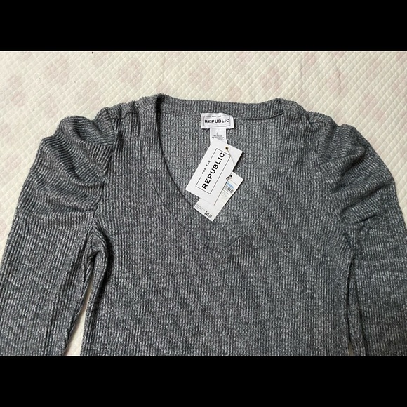 FOR THE REPUBLIC Long Sleeve Top Gray  Size S - Picture 2 of 7